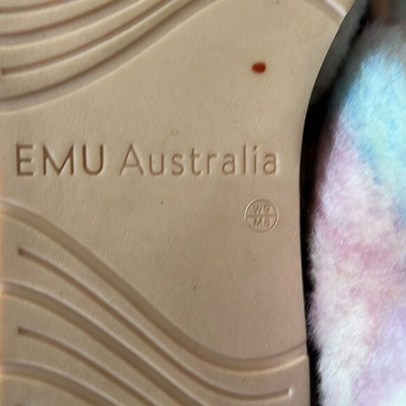 EMU Australia Tie-Dye Mayberry Slippers By Anthropologie W9 - Picture 8 of 8